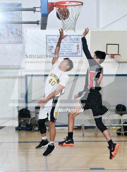 Thumbnail 2 in Sierra Vista vs Bassett (Baldwin Park Tournament) photogallery.
