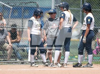 Thumbnail 3 in Fairport @ Victor (Section 5 Class AA Semifinal) photogallery.