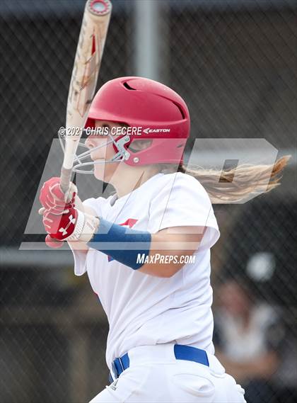 Thumbnail 2 in Fairport @ Victor (Section 5 Class AA Semifinal) photogallery.