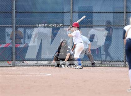 Thumbnail 2 in Fairport @ Victor (Section 5 Class AA Semifinal) photogallery.