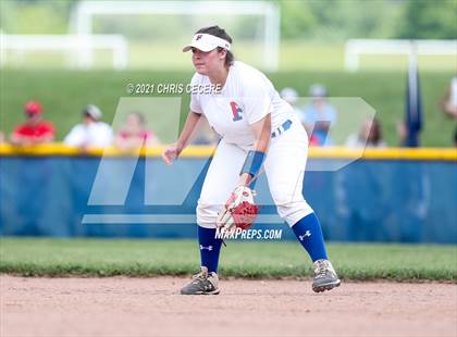 Thumbnail 3 in Fairport @ Victor (Section 5 Class AA Semifinal) photogallery.