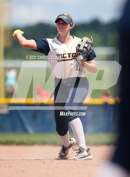 Thumbnail 3 in Fairport @ Victor (Section 5 Class AA Semifinal) photogallery.