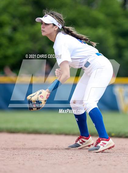 Thumbnail 1 in Fairport @ Victor (Section 5 Class AA Semifinal) photogallery.