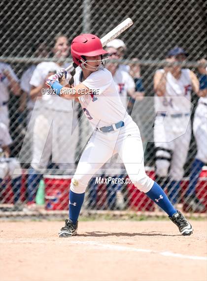 Thumbnail 1 in Fairport @ Victor (Section 5 Class AA Semifinal) photogallery.