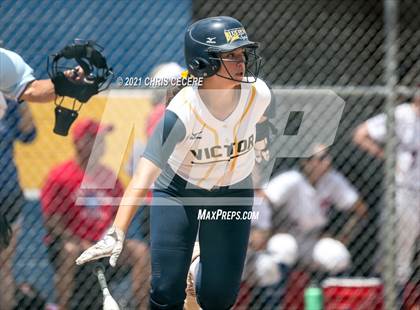 Thumbnail 3 in Fairport @ Victor (Section 5 Class AA Semifinal) photogallery.