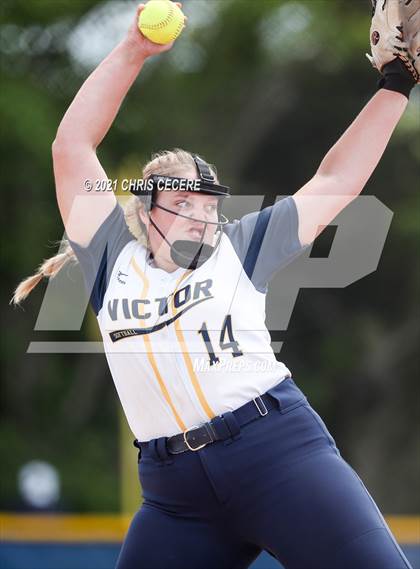 Thumbnail 2 in Fairport @ Victor (Section 5 Class AA Semifinal) photogallery.