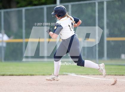 Thumbnail 1 in Fairport @ Victor (Section 5 Class AA Semifinal) photogallery.