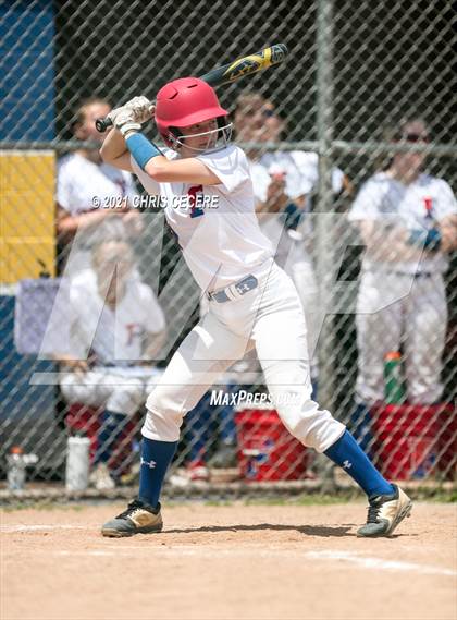 Thumbnail 1 in Fairport @ Victor (Section 5 Class AA Semifinal) photogallery.