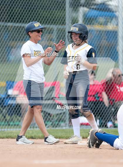 Thumbnail 3 in Fairport @ Victor (Section 5 Class AA Semifinal) photogallery.