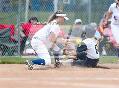 Thumbnail 2 in Fairport @ Victor (Section 5 Class AA Semifinal) photogallery.