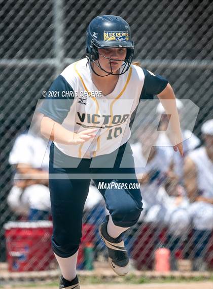 Thumbnail 1 in Fairport @ Victor (Section 5 Class AA Semifinal) photogallery.