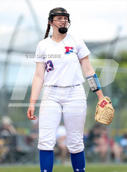 Thumbnail 2 in Fairport @ Victor (Section 5 Class AA Semifinal) photogallery.