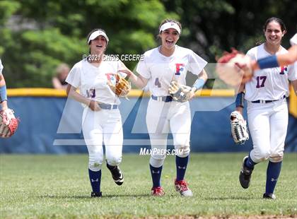 Thumbnail 2 in Fairport @ Victor (Section 5 Class AA Semifinal) photogallery.