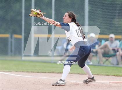 Thumbnail 1 in Fairport @ Victor (Section 5 Class AA Semifinal) photogallery.