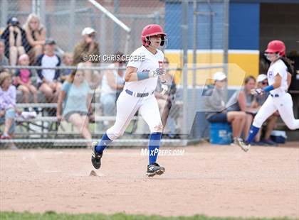 Thumbnail 1 in Fairport @ Victor (Section 5 Class AA Semifinal) photogallery.