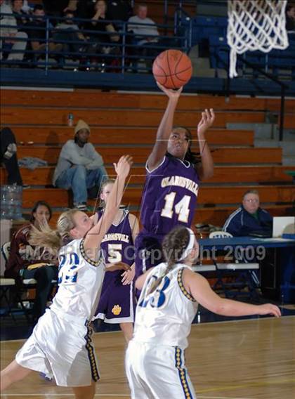 Thumbnail 3 in Clarksville vs Muhlenberg North (Lady Stars Classic) photogallery.