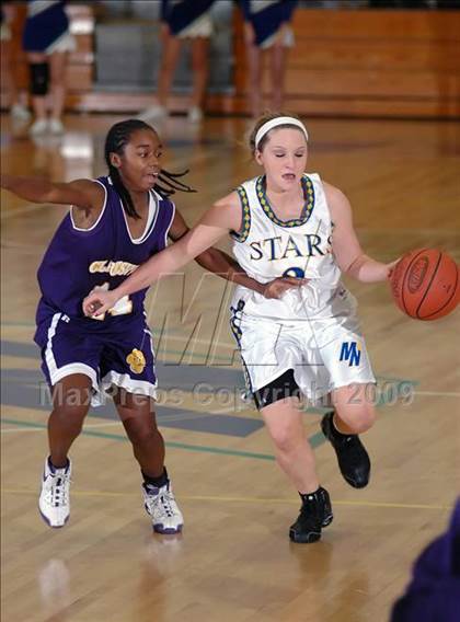 Thumbnail 3 in Clarksville vs Muhlenberg North (Lady Stars Classic) photogallery.