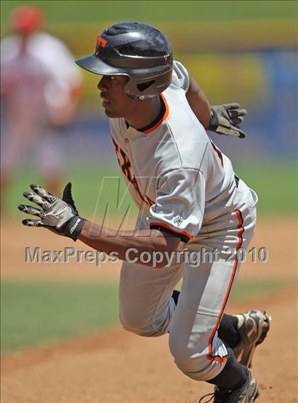 Thumbnail 3 in THSBA All-Stars 4A-5A (North vs South) photogallery.