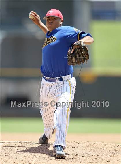 Thumbnail 3 in THSBA All-Stars 4A-5A (North vs South) photogallery.