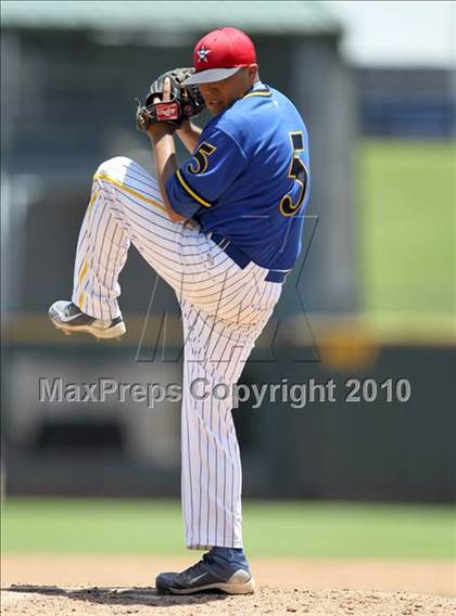 Thumbnail 3 in THSBA All-Stars 4A-5A (North vs South) photogallery.