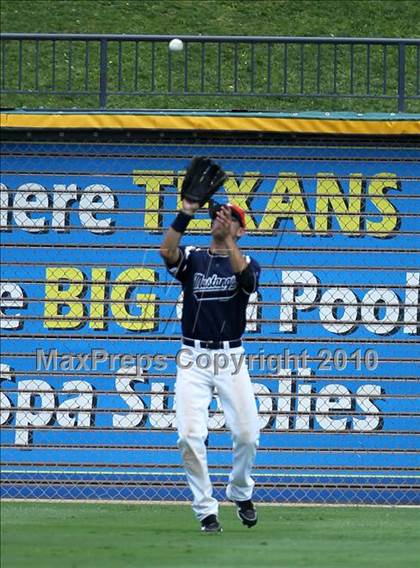 Thumbnail 3 in THSBA All-Stars 4A-5A (North vs South) photogallery.