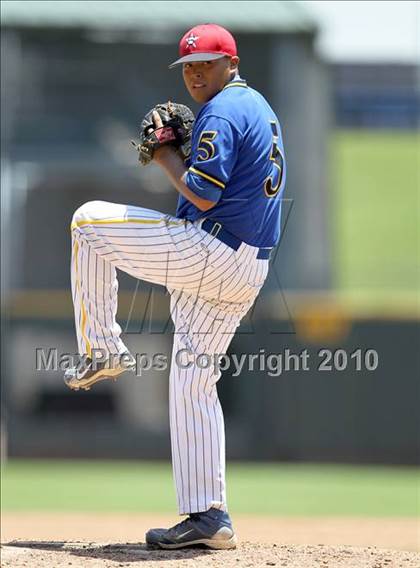 Thumbnail 1 in THSBA All-Stars 4A-5A (North vs South) photogallery.