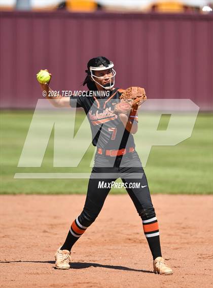 Thumbnail 2 in Brookland vs Nashville (AAA 4A State Playoff 1st Round) photogallery.