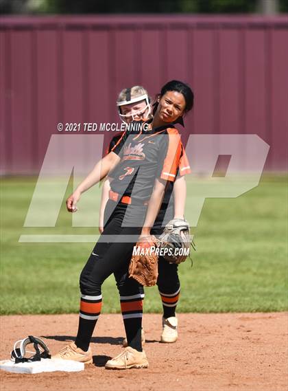 Thumbnail 2 in Brookland vs Nashville (AAA 4A State Playoff 1st Round) photogallery.