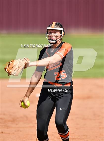 Thumbnail 3 in Brookland vs Nashville (AAA 4A State Playoff 1st Round) photogallery.