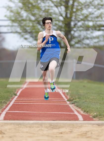 Thumbnail 1 in Putnam @ Lyman Memorial photogallery.
