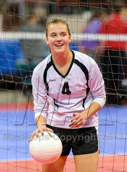 Thumbnail 2 in Ridgway vs. Meeker (CHSAA 2A Pool I) photogallery.