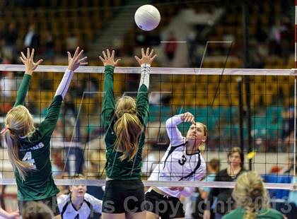 Thumbnail 3 in Ridgway vs. Meeker (CHSAA 2A Pool I) photogallery.