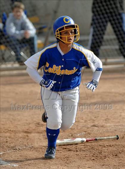 Thumbnail 2 in California vs. Valencia (Michelle Carew Classic) photogallery.