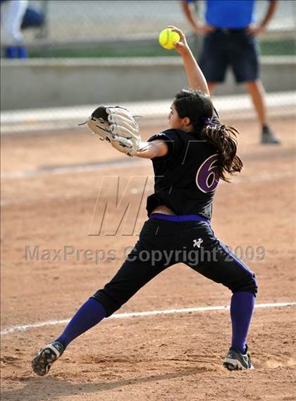 Thumbnail 2 in California vs. Valencia (Michelle Carew Classic) photogallery.
