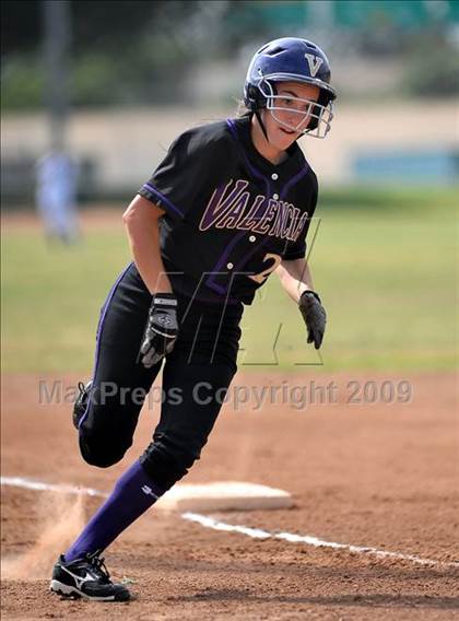 Thumbnail 3 in California vs. Valencia (Michelle Carew Classic) photogallery.