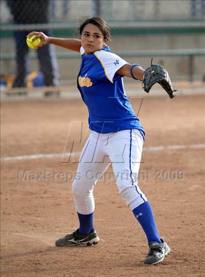 Thumbnail 1 in California vs. Valencia (Michelle Carew Classic) photogallery.
