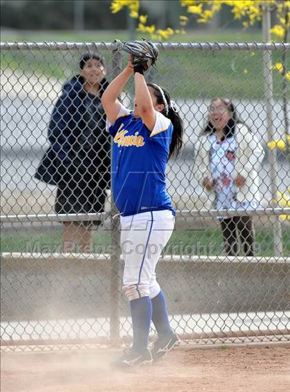 Thumbnail 1 in California vs. Valencia (Michelle Carew Classic) photogallery.
