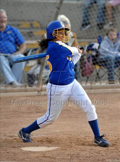 Thumbnail 2 in California vs. Valencia (Michelle Carew Classic) photogallery.