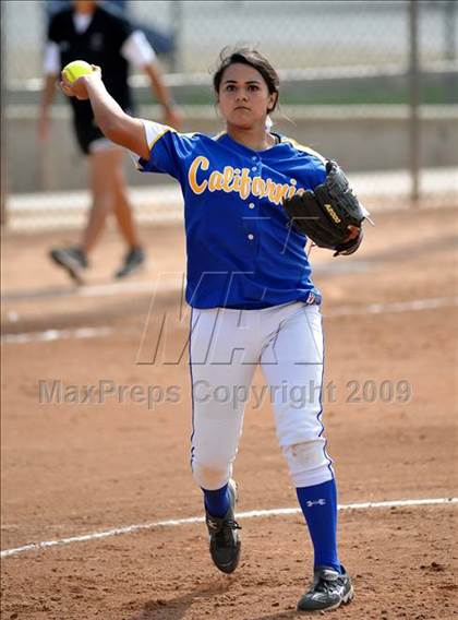 Thumbnail 3 in California vs. Valencia (Michelle Carew Classic) photogallery.