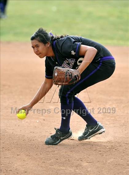 Thumbnail 3 in California vs. Valencia (Michelle Carew Classic) photogallery.