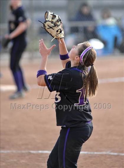 Thumbnail 2 in California vs. Valencia (Michelle Carew Classic) photogallery.