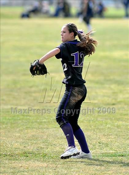 Thumbnail 2 in California vs. Valencia (Michelle Carew Classic) photogallery.