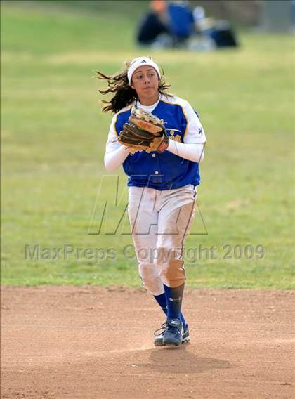 Thumbnail 1 in California vs. Valencia (Michelle Carew Classic) photogallery.