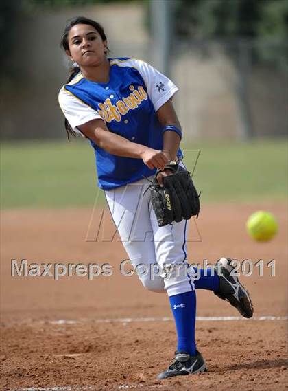 Thumbnail 2 in California vs. Valencia (Michelle Carew Classic) photogallery.