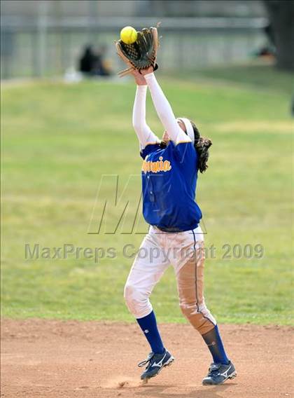 Thumbnail 1 in California vs. Valencia (Michelle Carew Classic) photogallery.