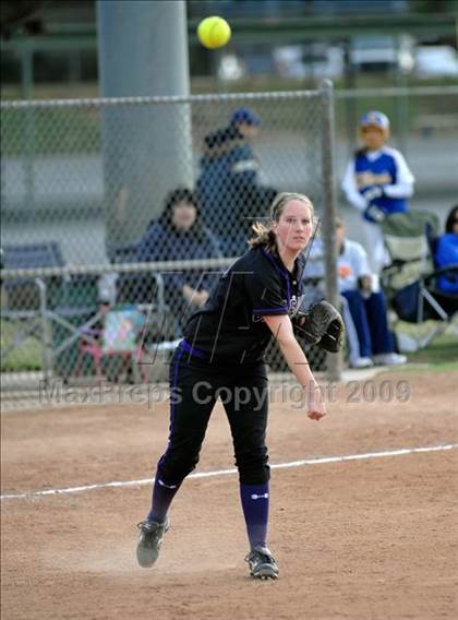Thumbnail 3 in California vs. Valencia (Michelle Carew Classic) photogallery.