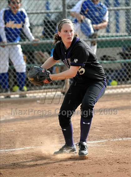 Thumbnail 2 in California vs. Valencia (Michelle Carew Classic) photogallery.