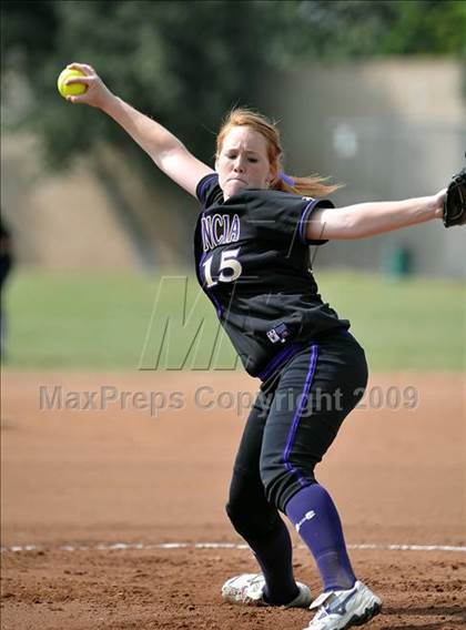 Thumbnail 2 in California vs. Valencia (Michelle Carew Classic) photogallery.