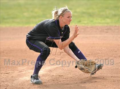 Thumbnail 1 in California vs. Valencia (Michelle Carew Classic) photogallery.