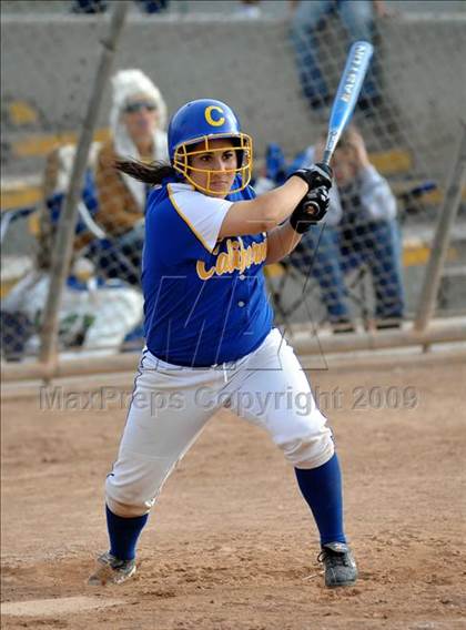 Thumbnail 2 in California vs. Valencia (Michelle Carew Classic) photogallery.